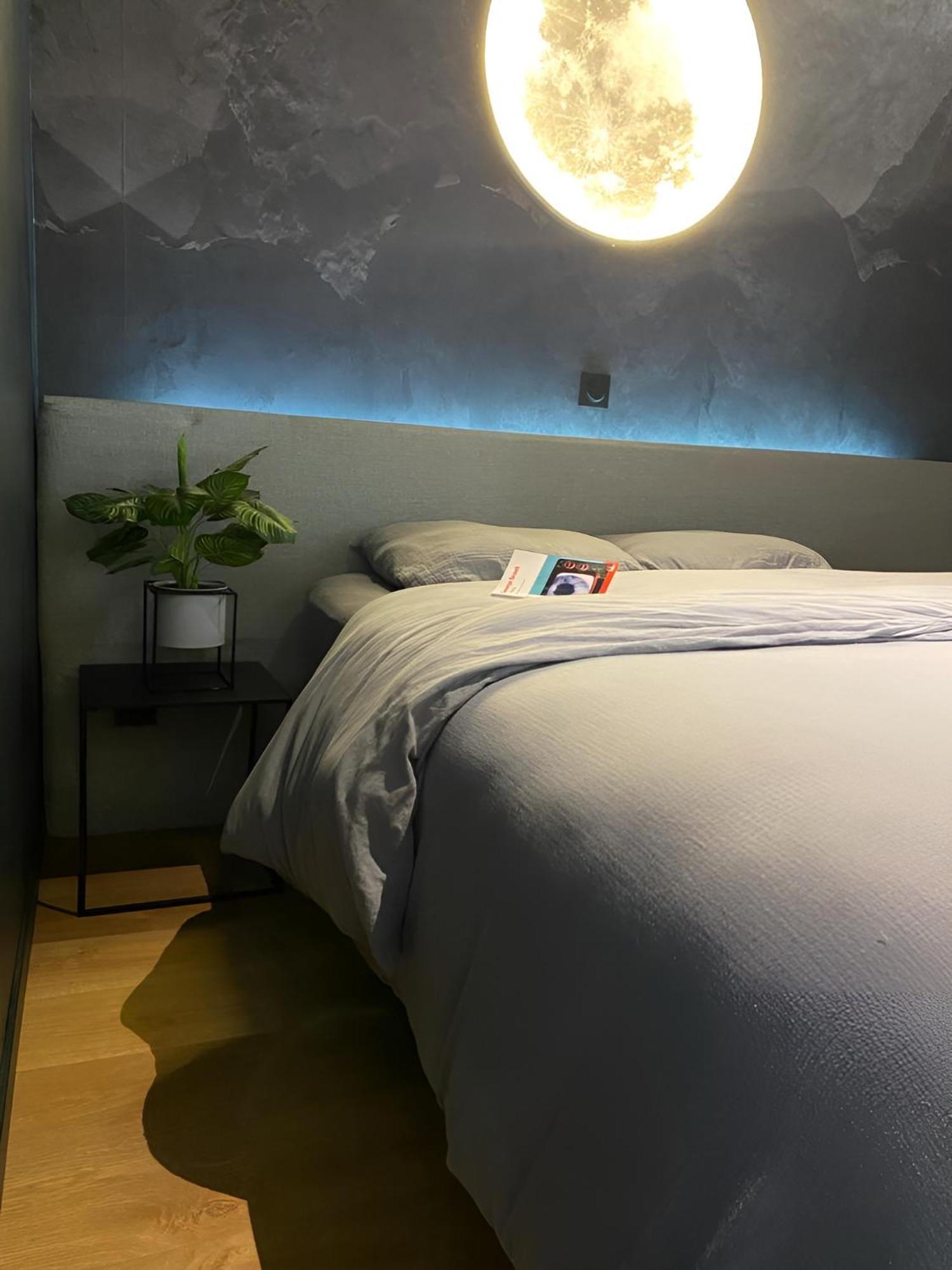 L'Appart'Hotel 23Eme Avenue - Spa Privatif - Love Room - Appartements A Themes Ламалу-ле-Бен Экстерьер фото